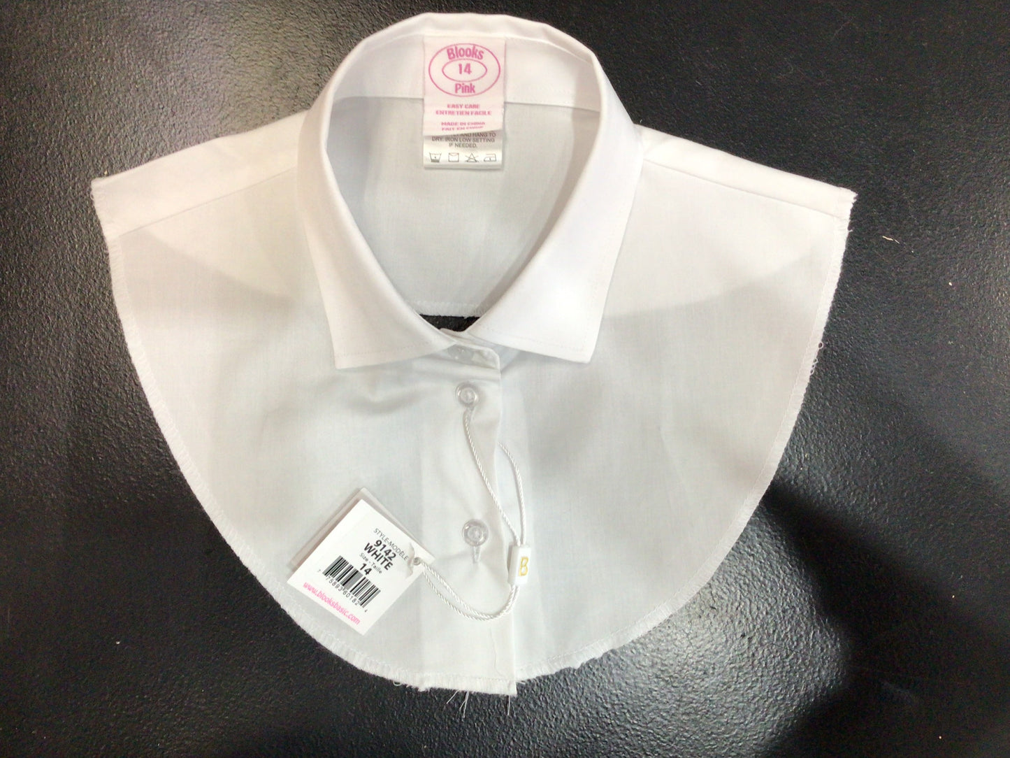 Fine spread pointy necklace collar